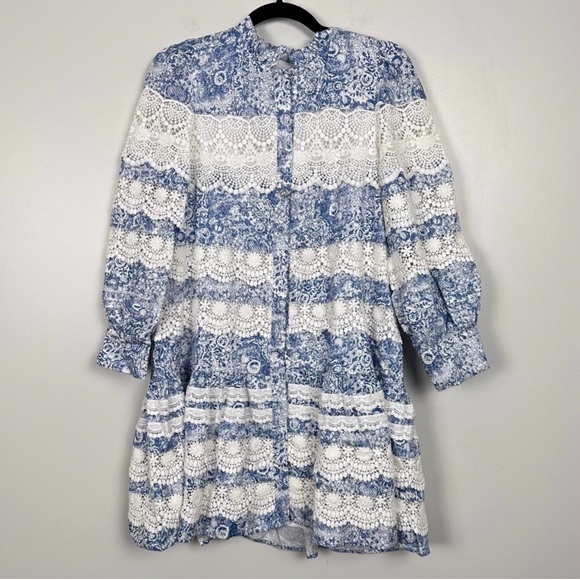 🤍HYACINTH HOUSE Lace Trim Blue Etched
Floral Emmie Mini Dress🩵 - Picture 3 of 11